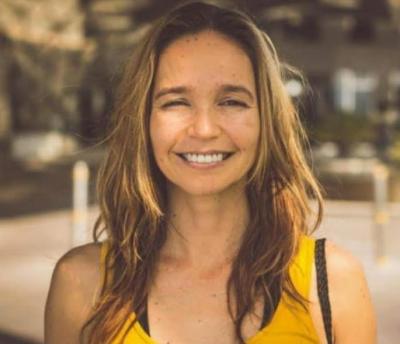 Tania - Yoga Connection